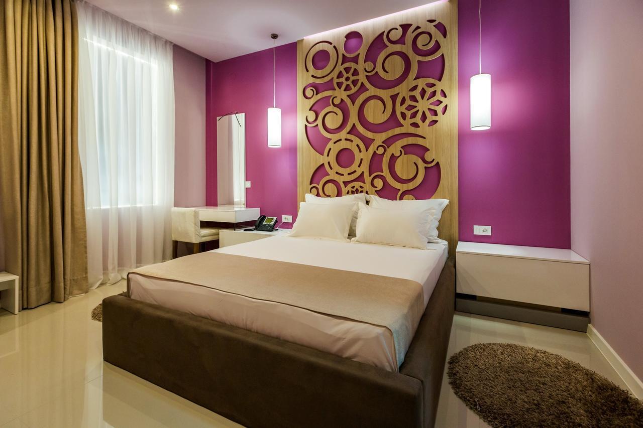 Hotel Crystal Light Ni المظهر الخارجي الصورة