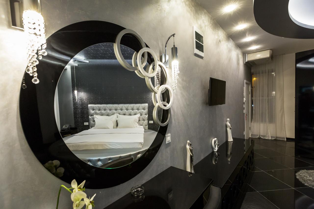 Hotel Crystal Light Ni المظهر الخارجي الصورة
