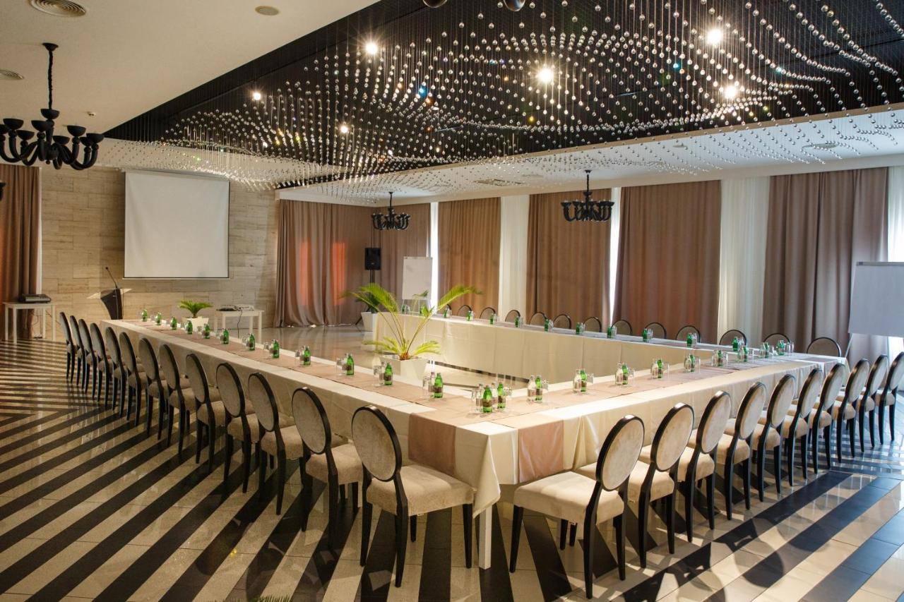 Hotel Crystal Light Ni المظهر الخارجي الصورة